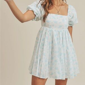 Adorable blue and white floral babydoll dress